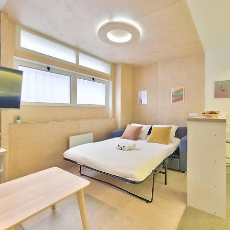 Apartmán Guestready - Atypic Studio Near Montmartre Paříž Exteriér fotografie